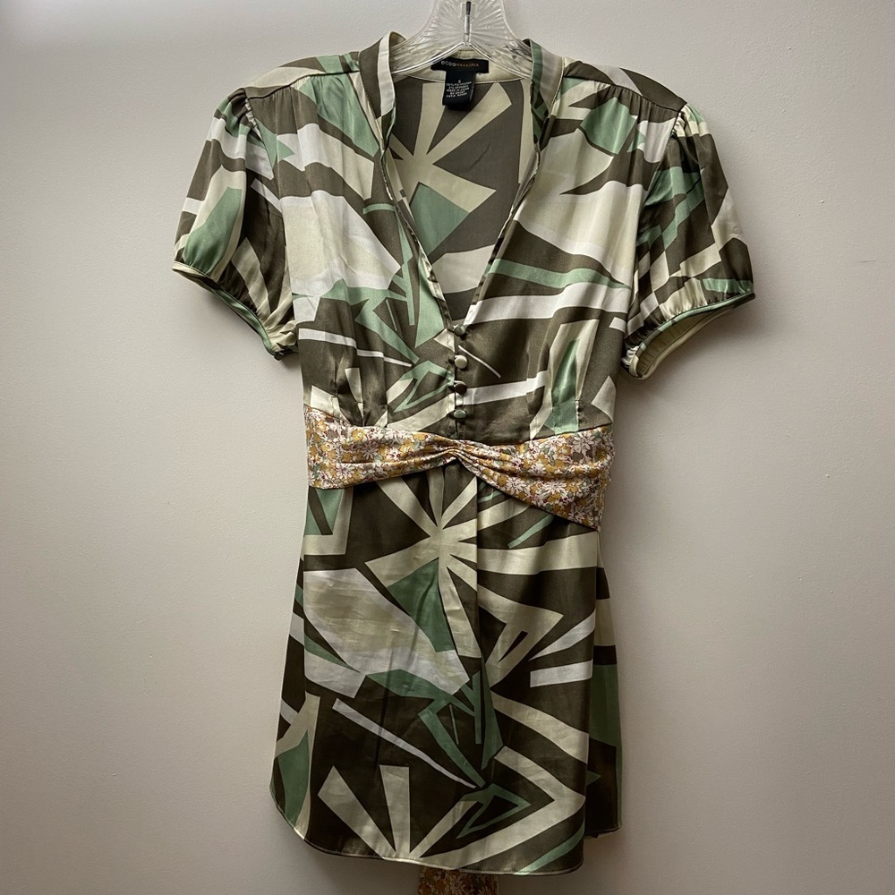 BCBGMaxAzria Tie Waist Top in size S